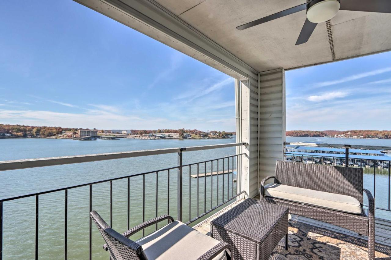 Sunny Osage Beach With Balcony And Lakefront View 외부 사진